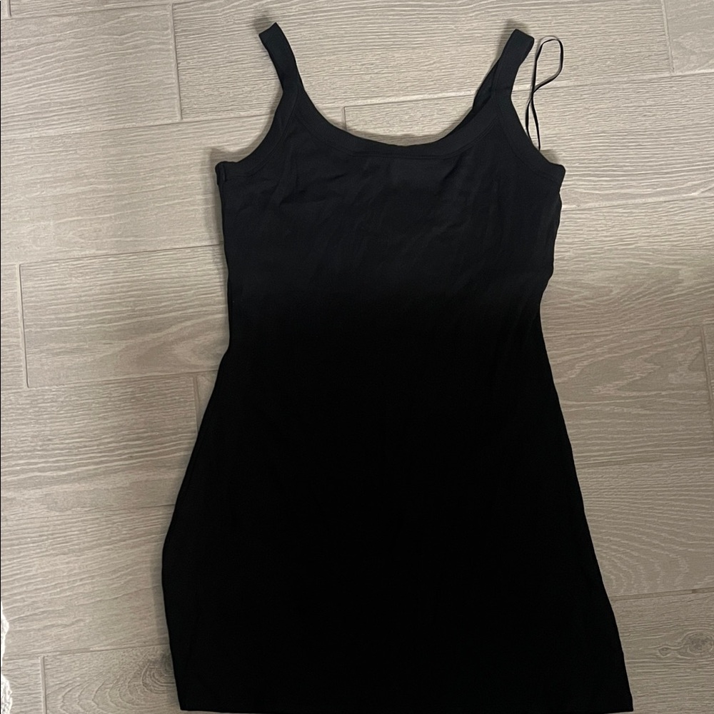 Abercrombie & Fitch Black dress
Built in bra